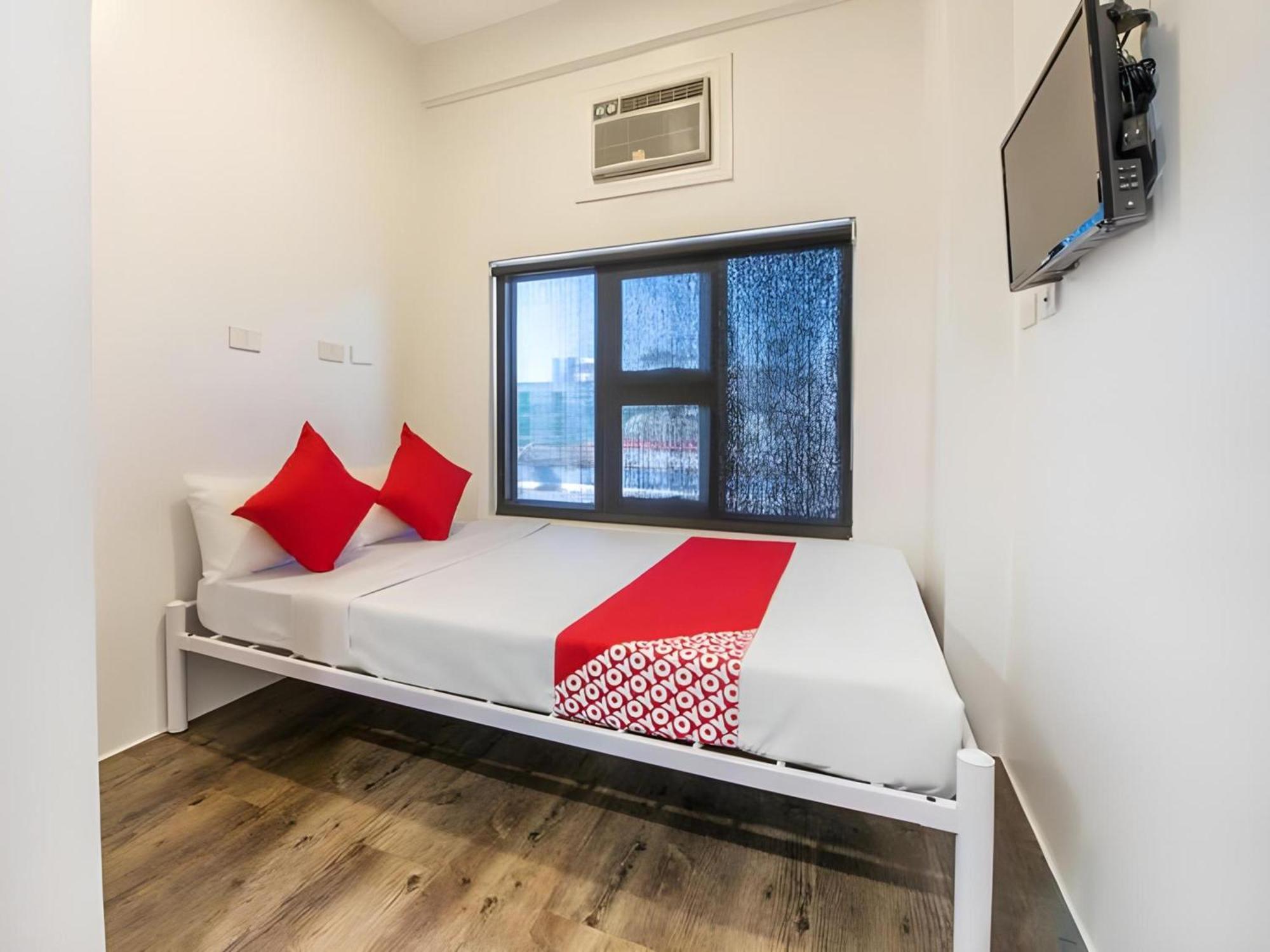 Hotel Oyo 563 Mytown New York à Taguig Extérieur photo